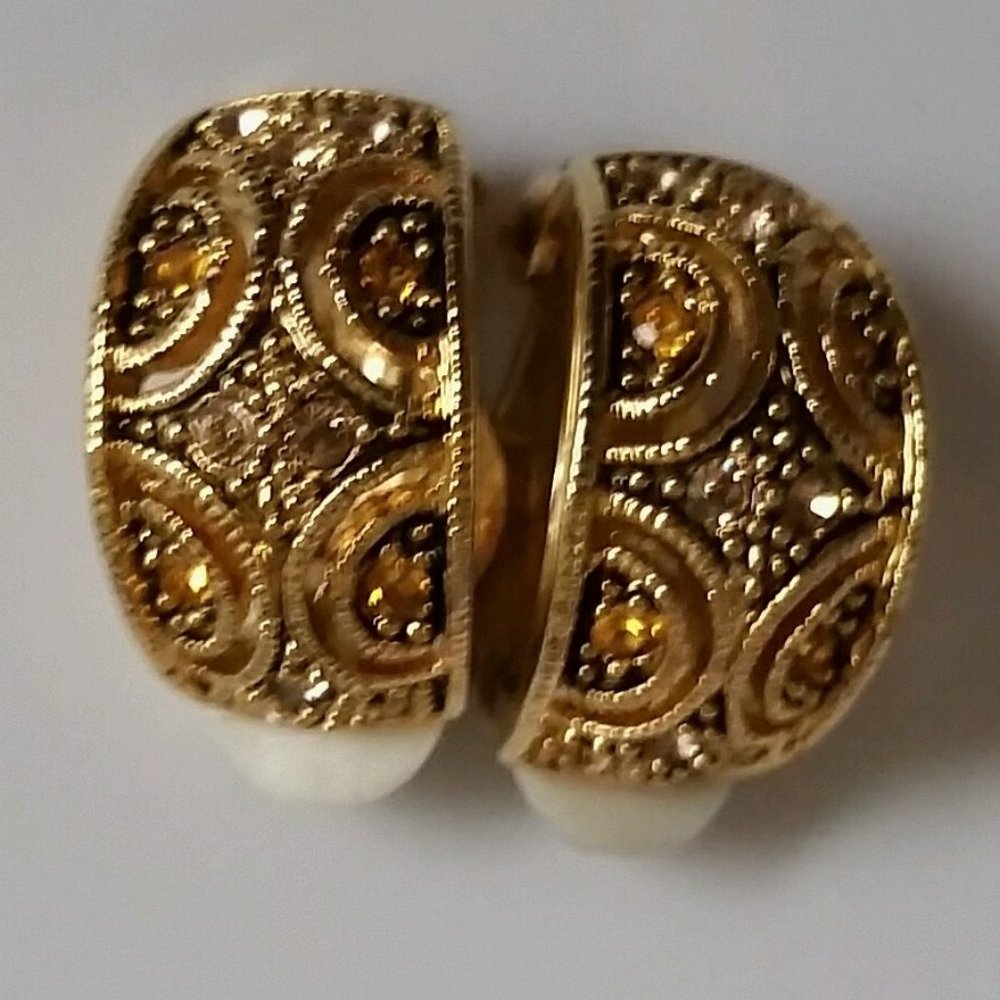 Elegant Vintage Earrings - Clip-on backs